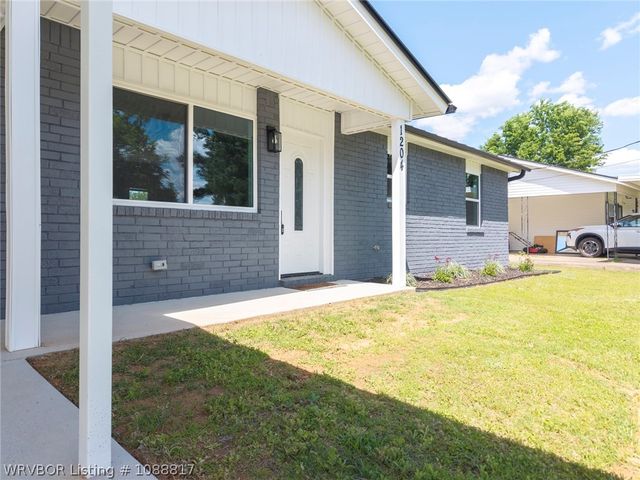 1204 D Street, Barling, AR 72923