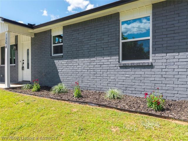 1204 D Street, Barling, AR 72923