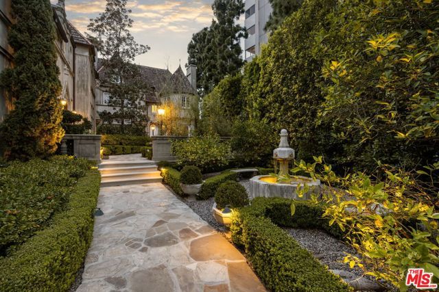 10341 Wilshire Boulevard, Los Angeles, CA 90024