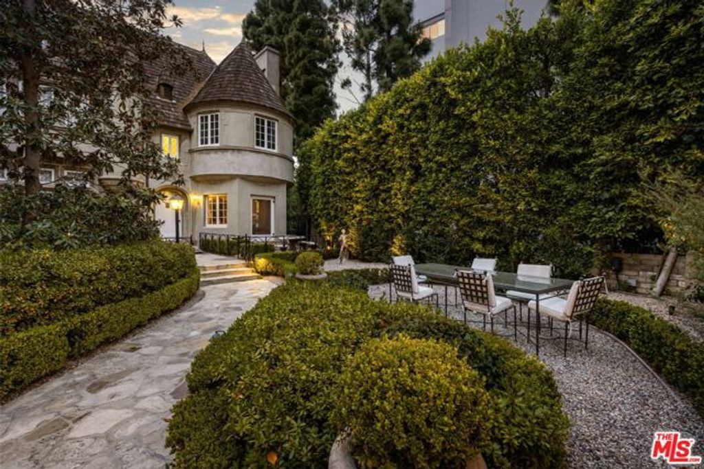 10341 Wilshire Boulevard, Los Angeles, CA 90024