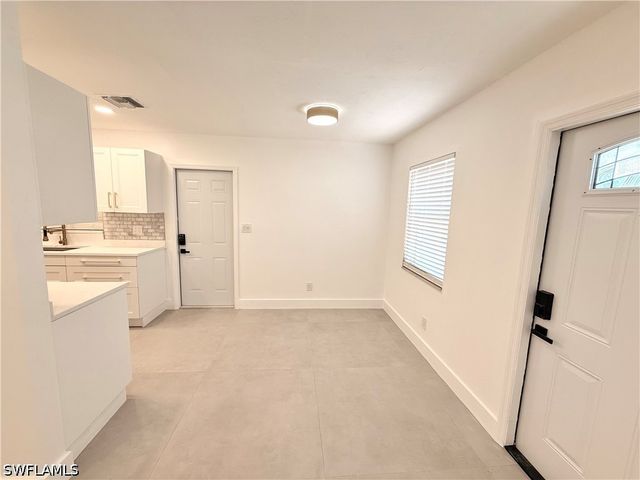 773 105th AVE N, Naples, FL 34108