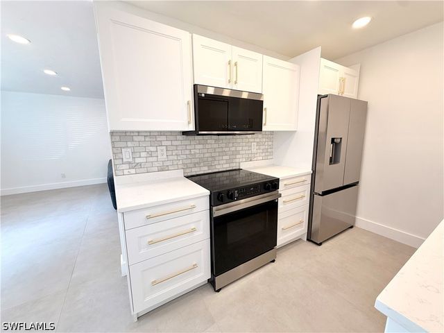 773 105th AVE N, Naples, FL 34108