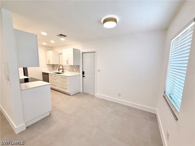 773 105th AVE N, Naples, FL 34108