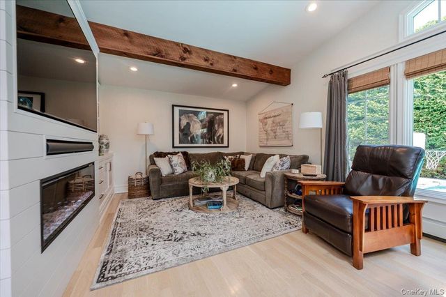 64 Nearwater Avenue, Massapequa, NY 11758