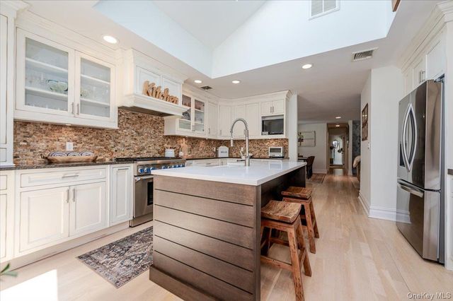 64 Nearwater Avenue, Massapequa, NY 11758