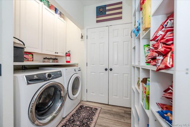 64 Nearwater Avenue, Massapequa, NY 11758