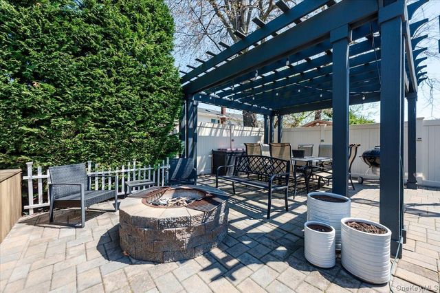 64 Nearwater Avenue, Massapequa, NY 11758