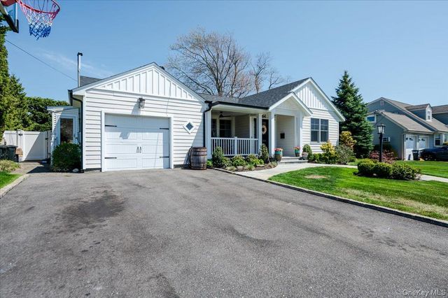 64 Nearwater Avenue, Massapequa, NY 11758