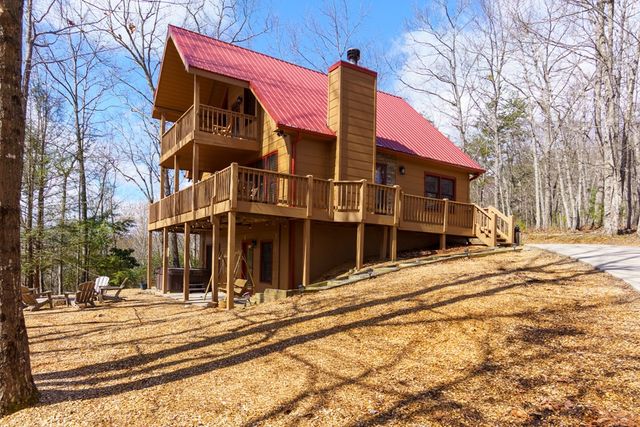 494 Lower Prince Mountain Road, Blue Ridge, GA 30522