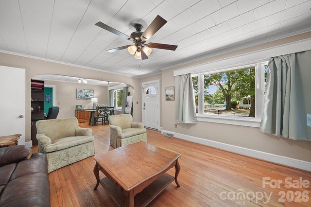526 5th Street N, Albemarle, NC 28001