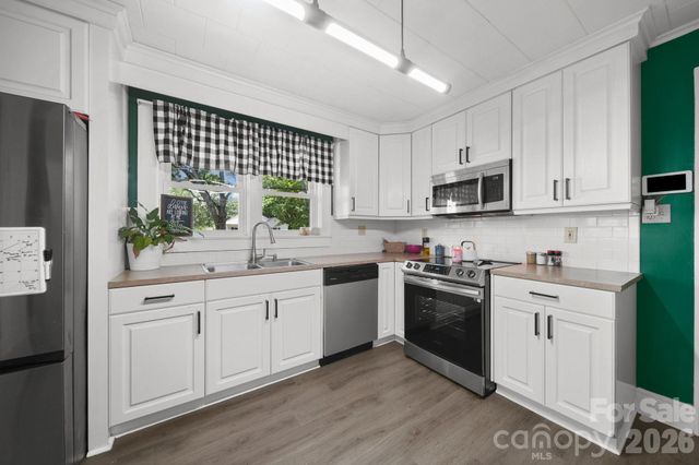 526 5th Street N, Albemarle, NC 28001