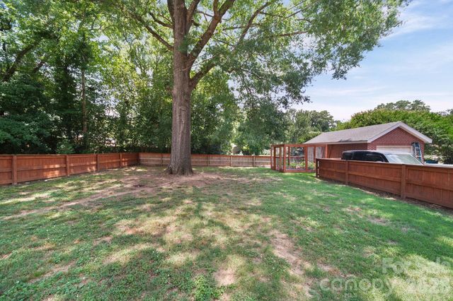 526 5th Street N, Albemarle, NC 28001