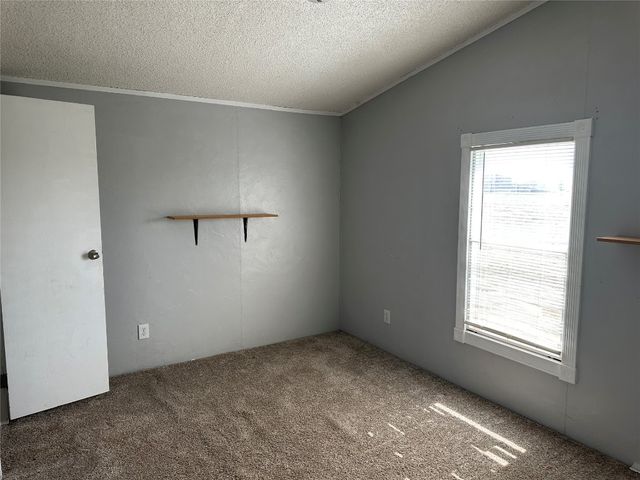 16490 Sunridge Drive, Yukon, OK 73099