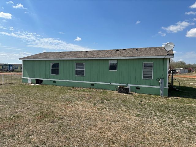 16490 Sunridge Drive, Yukon, OK 73099