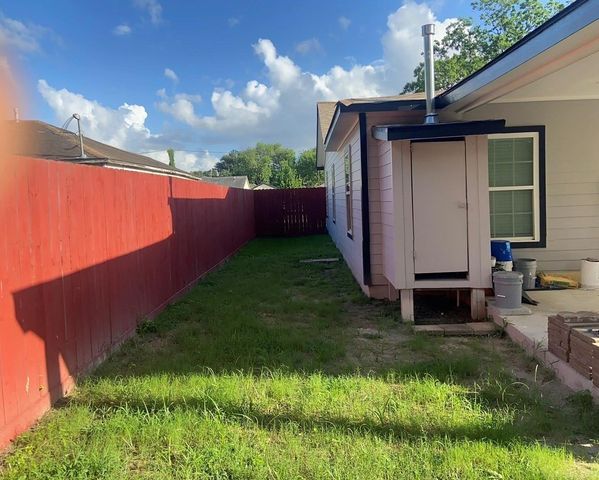 2012 10th Street, Galena Park, TX 77547