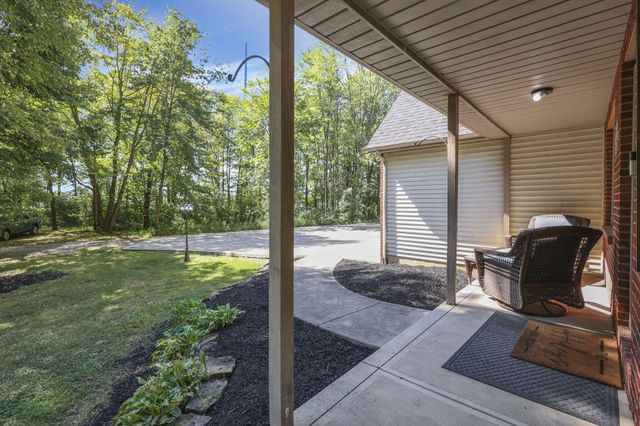 6690 Watkins Road SW, Pataskala, OH 43062