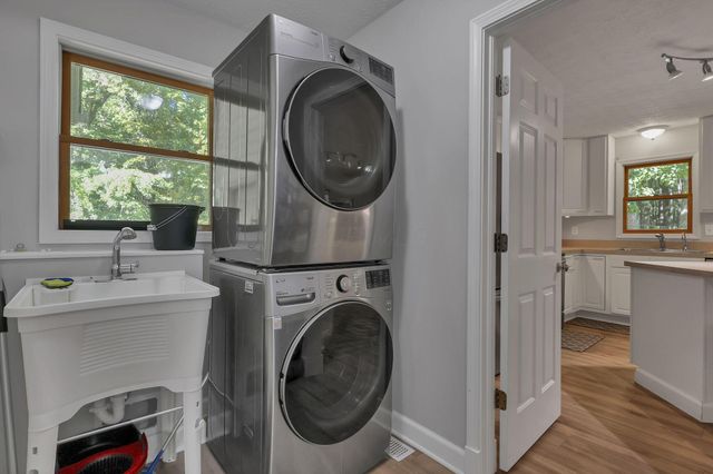 6690 Watkins Road SW, Pataskala, OH 43062