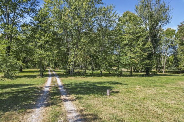 6690 Watkins Road SW, Pataskala, OH 43062