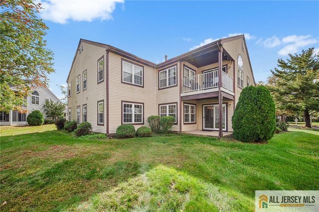 16 Andrew Johnson Drive B, Monroe, NJ 08831