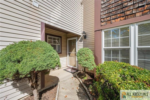 16 Andrew Johnson Drive B, Monroe, NJ 08831