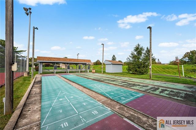 16 Andrew Johnson Drive B, Monroe, NJ 08831