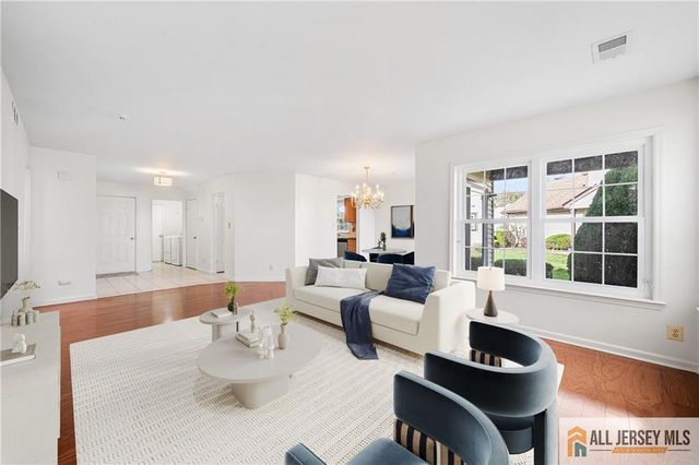 16 Andrew Johnson Drive B, Monroe, NJ 08831