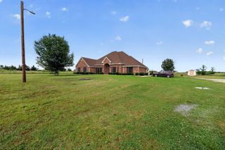 8229 Farm Road 905, Paris, TX 75462