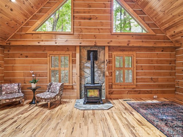 6 Laurel Branch Drive, Black Mountain, NC 28711