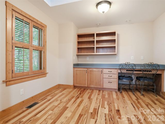 6 Laurel Branch Drive, Black Mountain, NC 28711