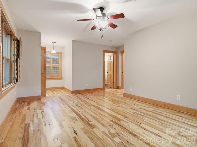 6 Laurel Branch Drive, Black Mountain, NC 28711