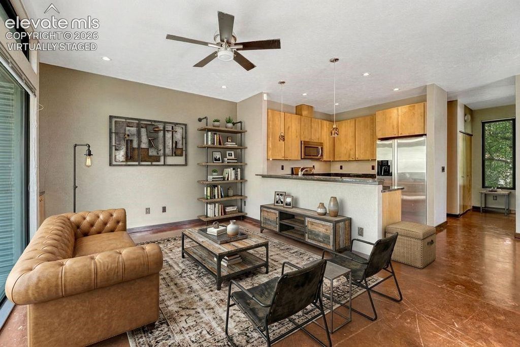 823 E Cucharras Street, Colorado Springs, CO 80903 — photo 4
