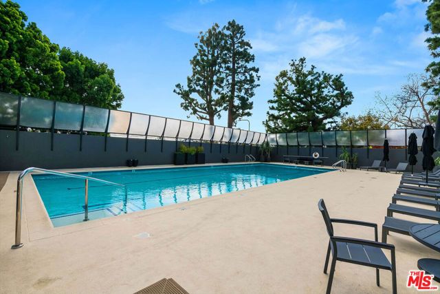 2222 Avenue Of The Stars 1701, Los Angeles, CA 90067