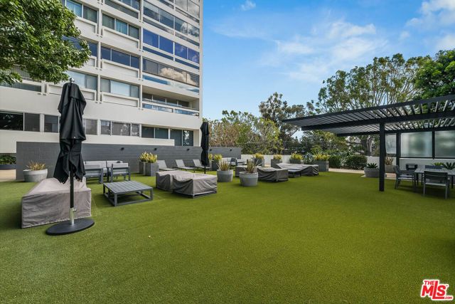 2222 Avenue Of The Stars 1701, Los Angeles, CA 90067