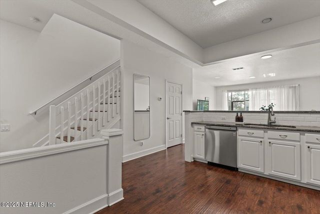 7497 SCARLET IBIS Lane, Jacksonville, FL 32256