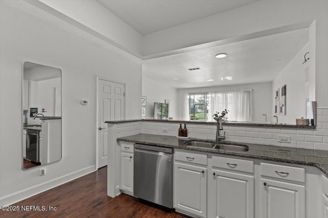 7497 SCARLET IBIS Lane, Jacksonville, FL 32256