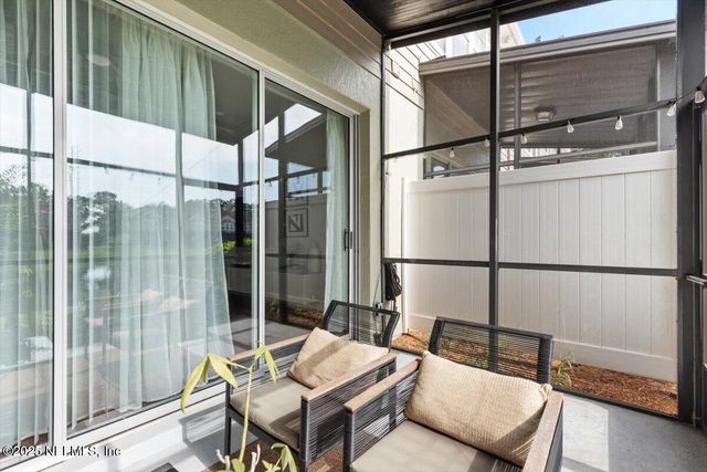 7497 SCARLET IBIS Lane, Jacksonville, FL 32256