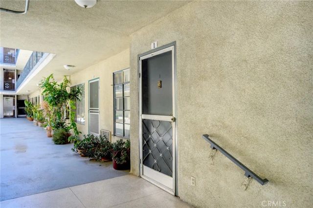 1422 N Curson Avenue 15, Los Angeles, CA 90046