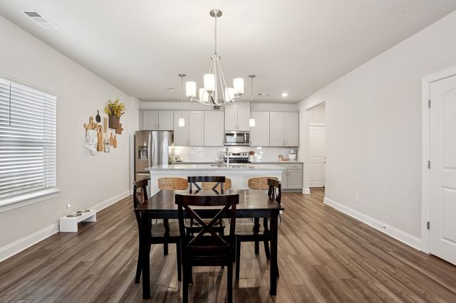 4901 Myra Drive, Hermitage, TN 37076