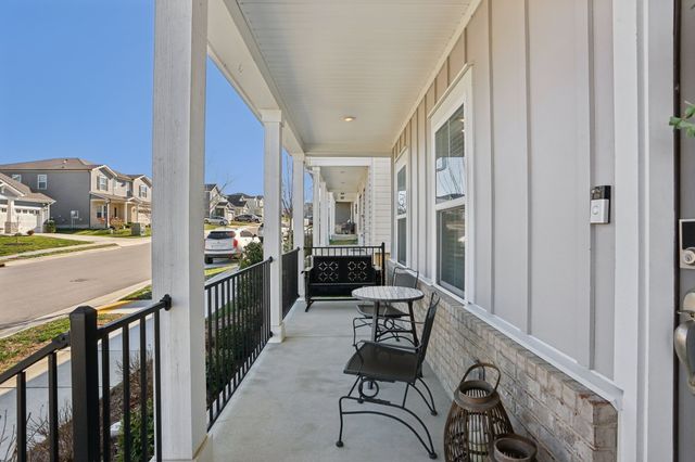 4901 Myra Drive, Hermitage, TN 37076