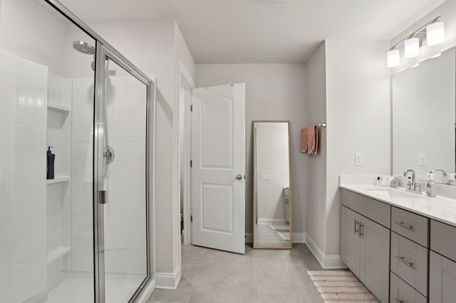 4901 Myra Drive, Hermitage, TN 37076