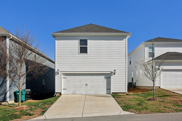 4901 Myra Drive, Hermitage, TN 37076