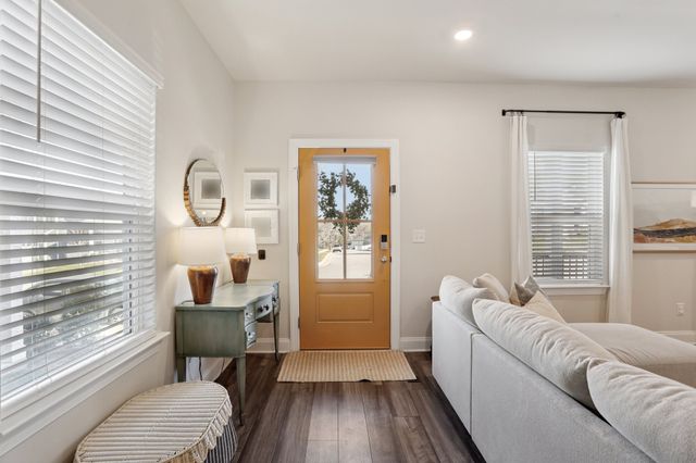 4901 Myra Drive, Hermitage, TN 37076