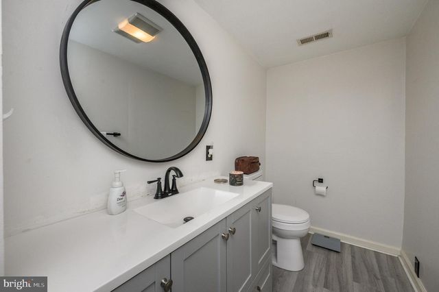 280 PROGRESS ST, Riverside, NJ 08075