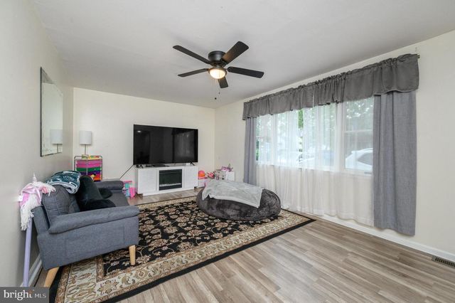 280 PROGRESS ST, Riverside, NJ 08075