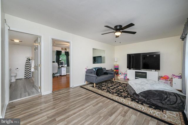 280 PROGRESS ST, Riverside, NJ 08075
