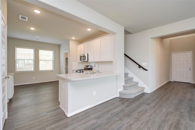 8411 Baywatch Circle, Baytown, TX 77523