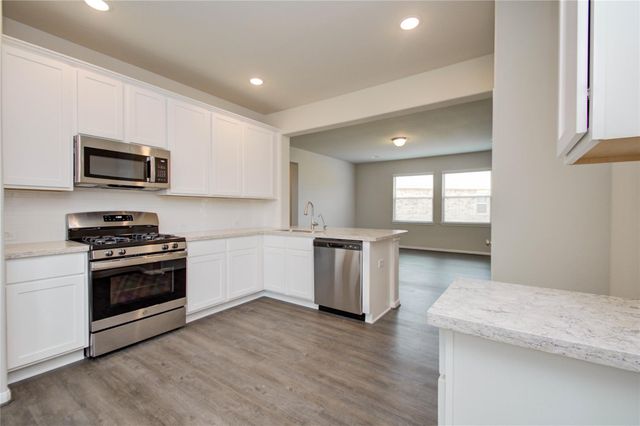 8411 Baywatch Circle, Baytown, TX 77523