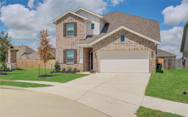 8411 Baywatch Circle, Baytown, TX 77523