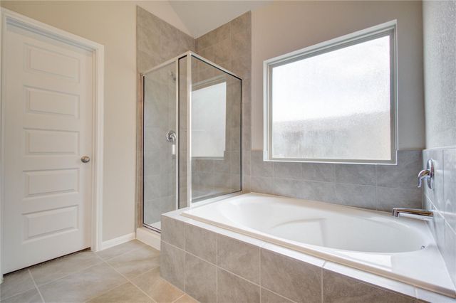 8411 Baywatch Circle, Baytown, TX 77523