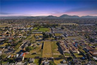 17562 Court Street, Fontana, CA 92336